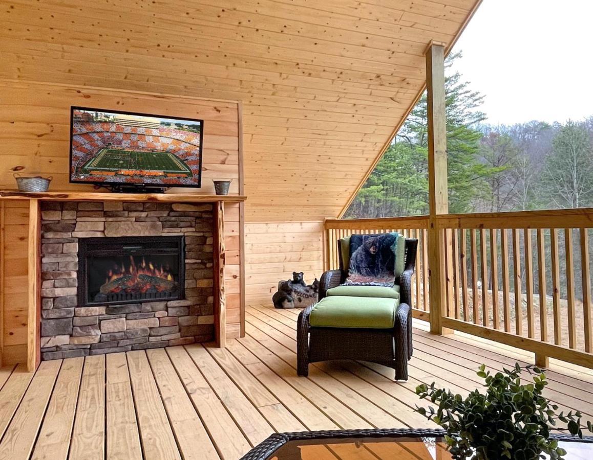 Villa Gatlinburg - Honeymoon Hideaway Exterior foto